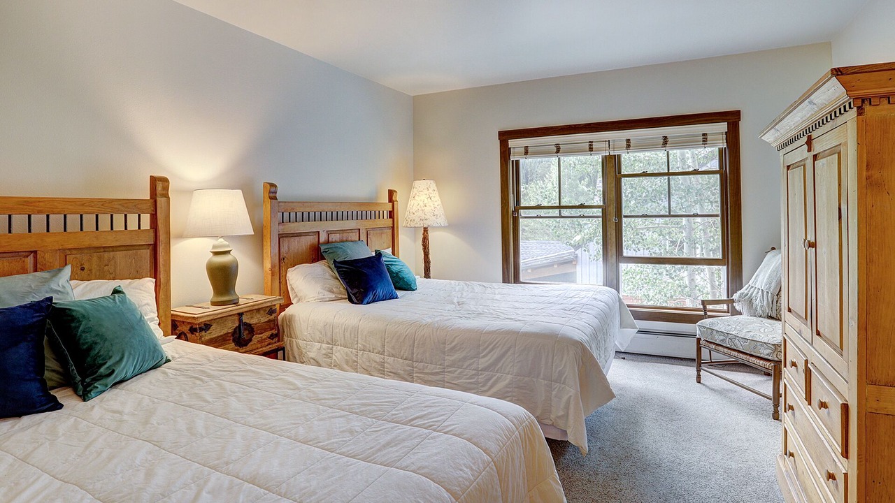 Photo of Bedroom in River Run