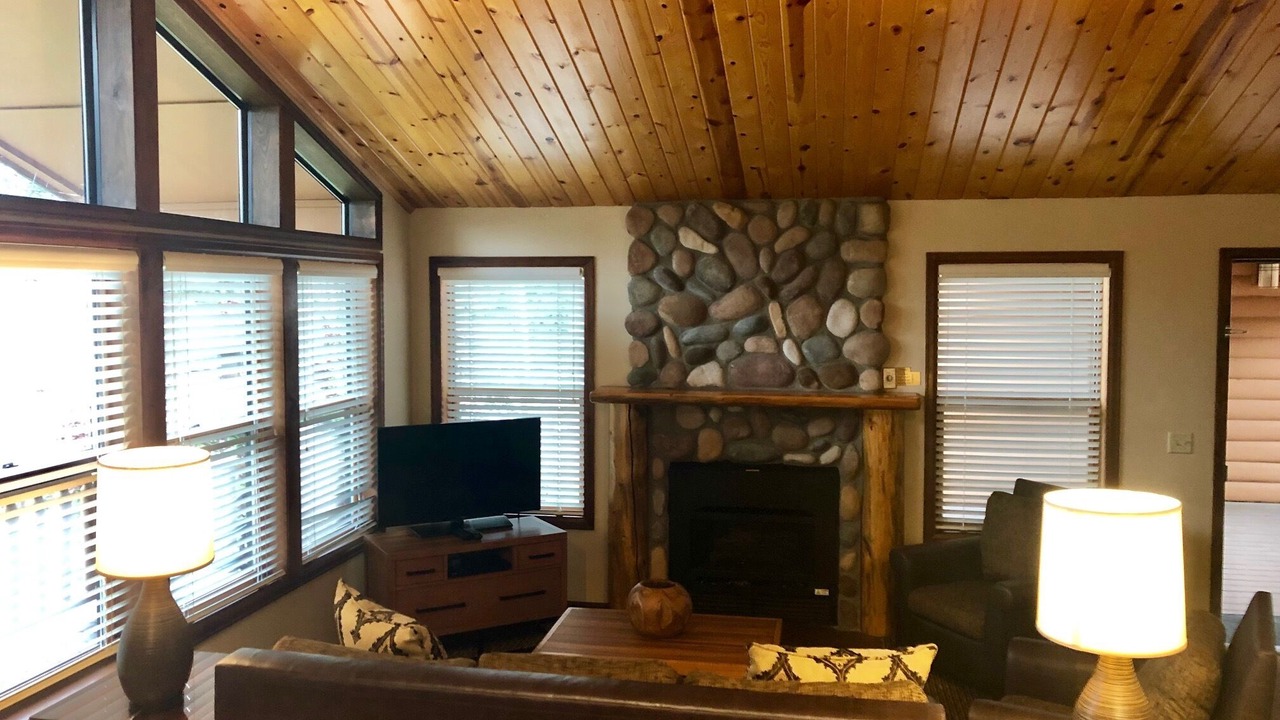 Photo of Livingroom in Estes Park
