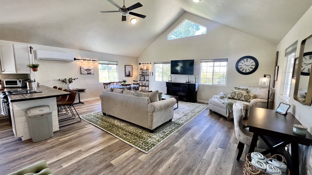 Photo of Livingroom in Clifton