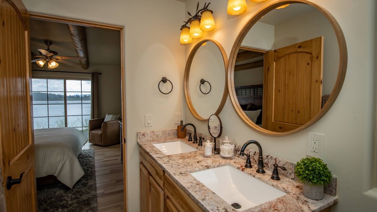 Photo of Bathroom in Pagosa Springs