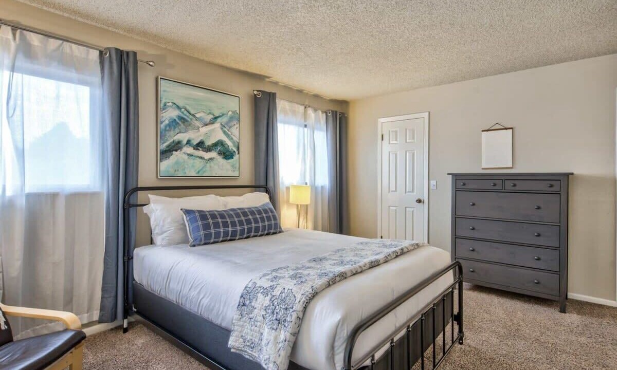 Photo of Bedroom in Northeast Colorado Springs