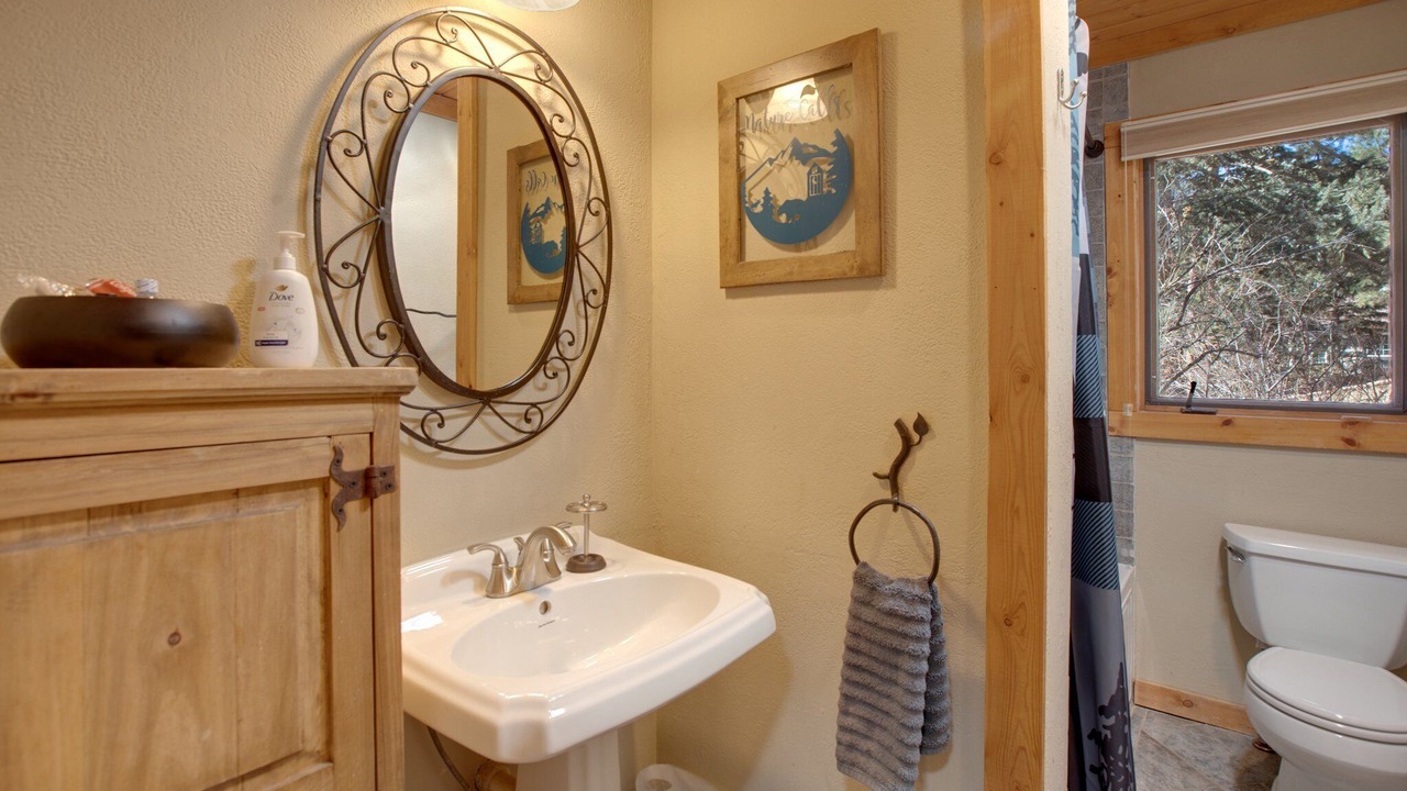 Photo of Bathroom in Green Mountain Falls
