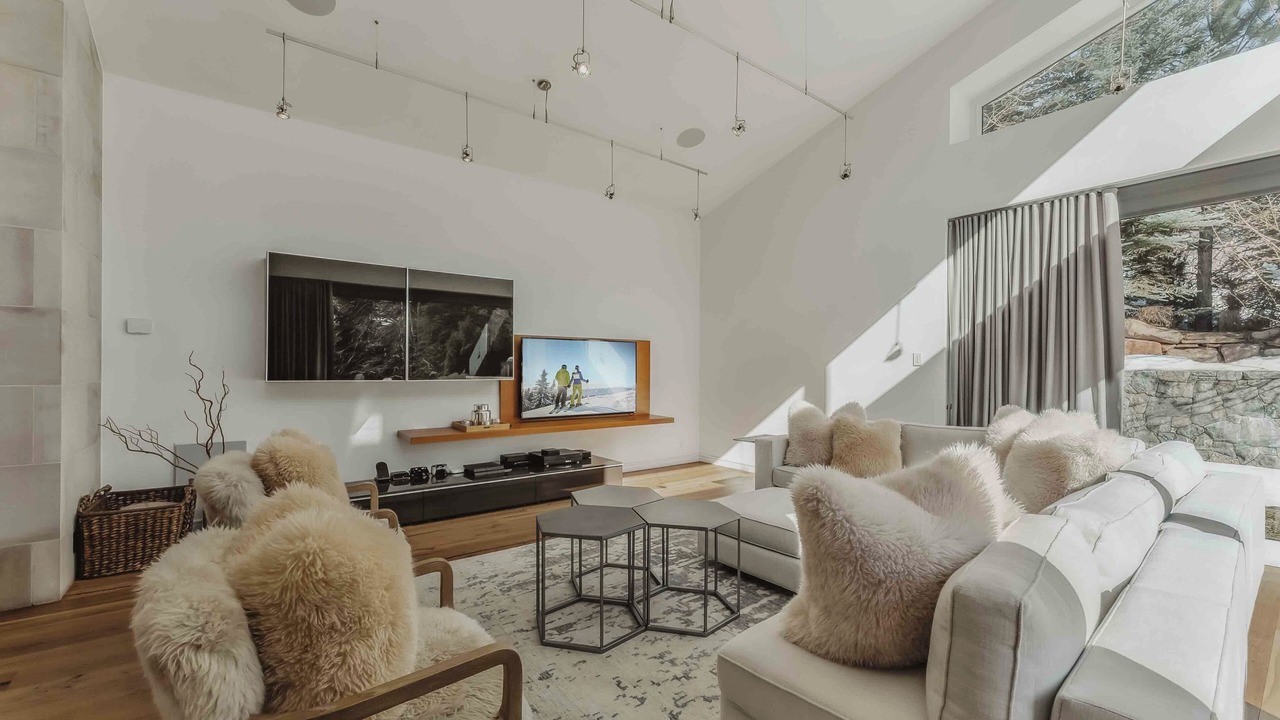 Photo of Livingroom in Vail