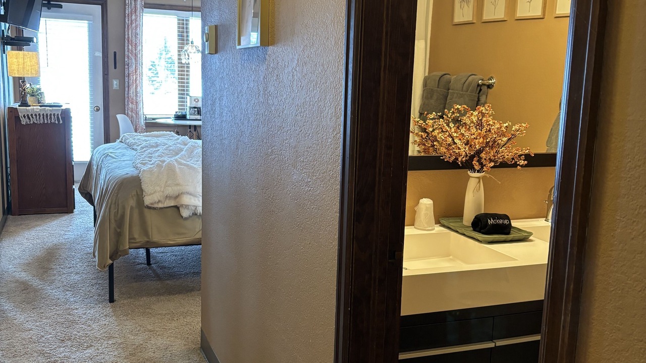 Photo of Bedroom in Granby