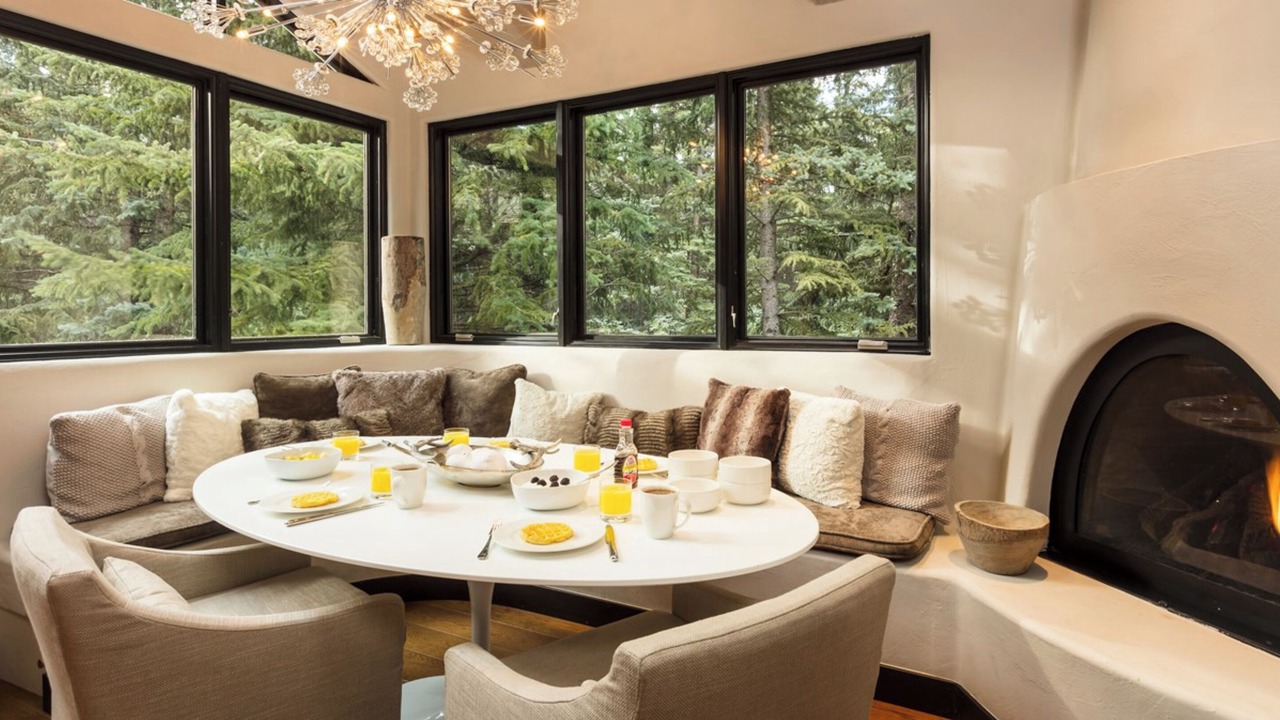 Photo of Livingroom in Vail