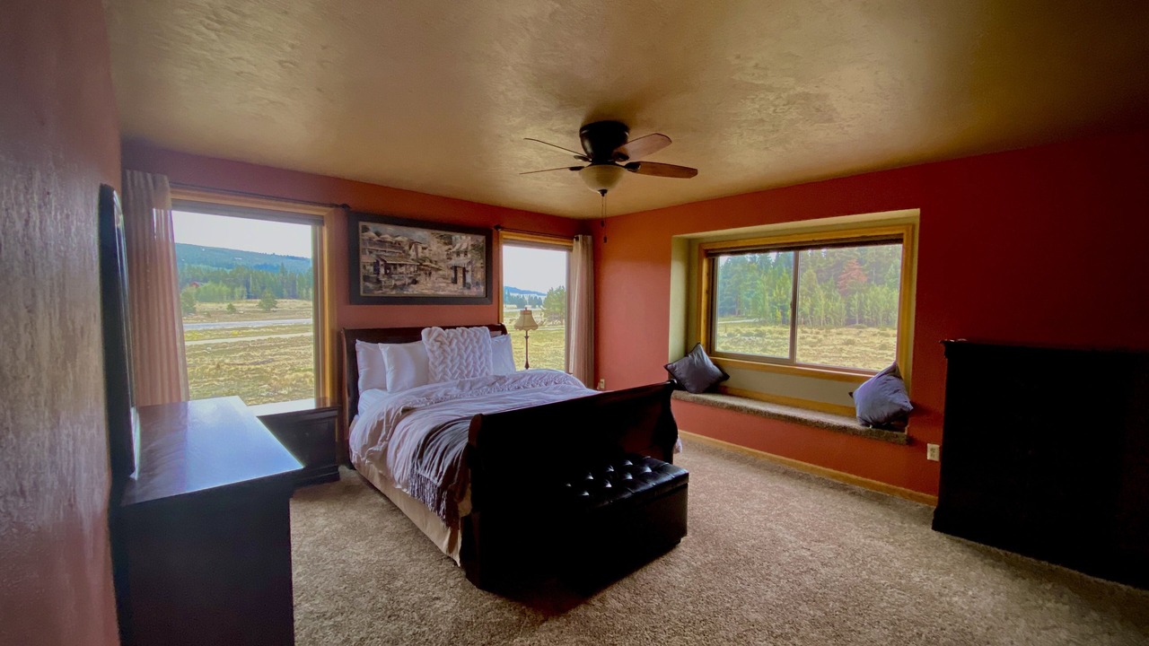 Photo of Bedroom in Alma