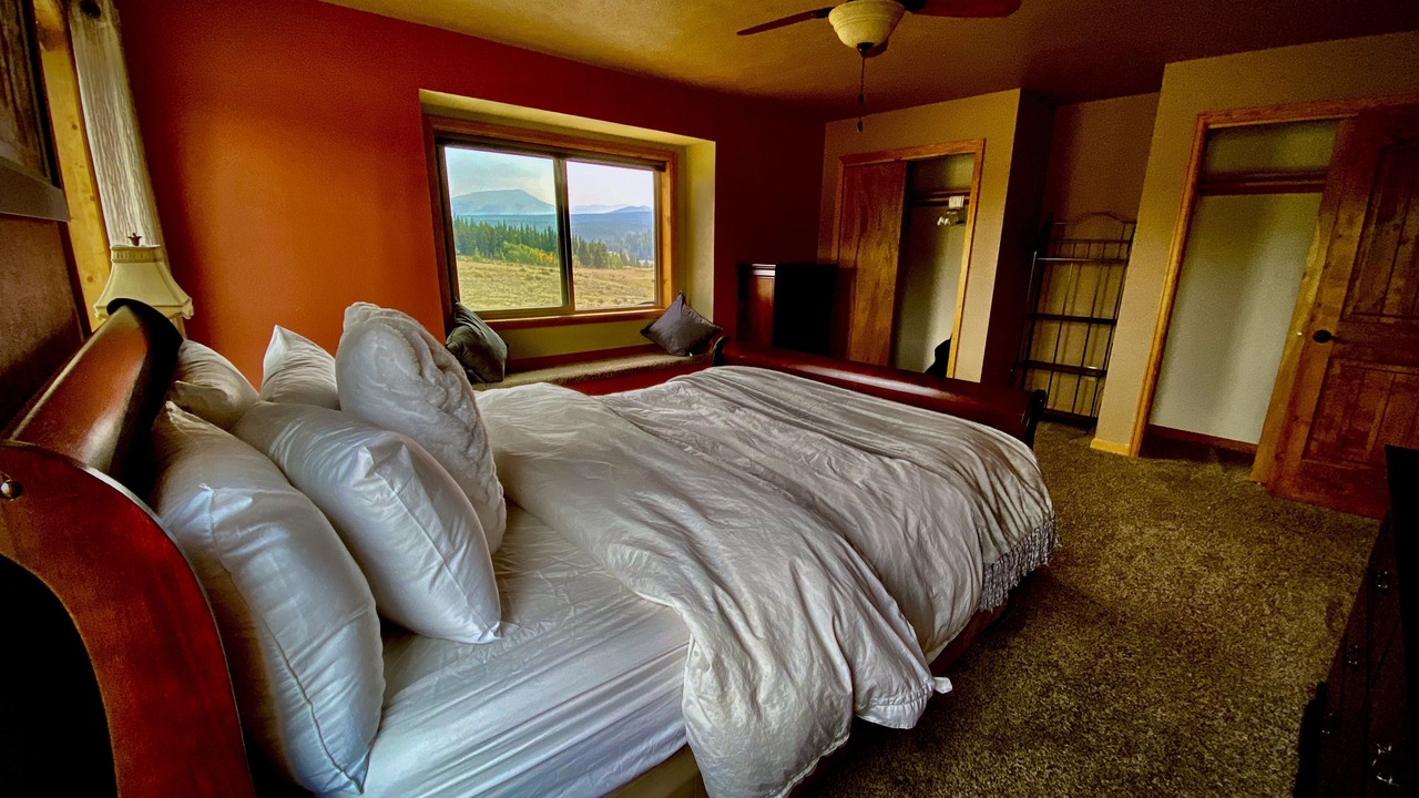 Photo of Bedroom in Alma