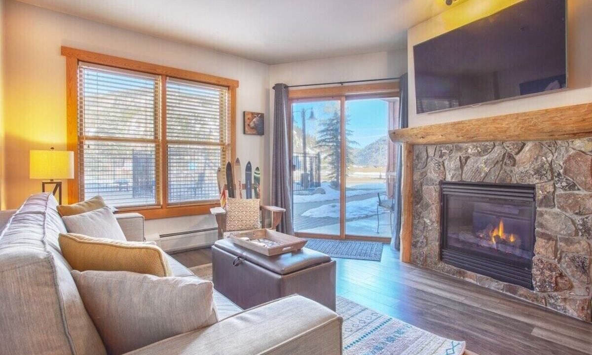 Photo of Livingroom in East Village at Copper