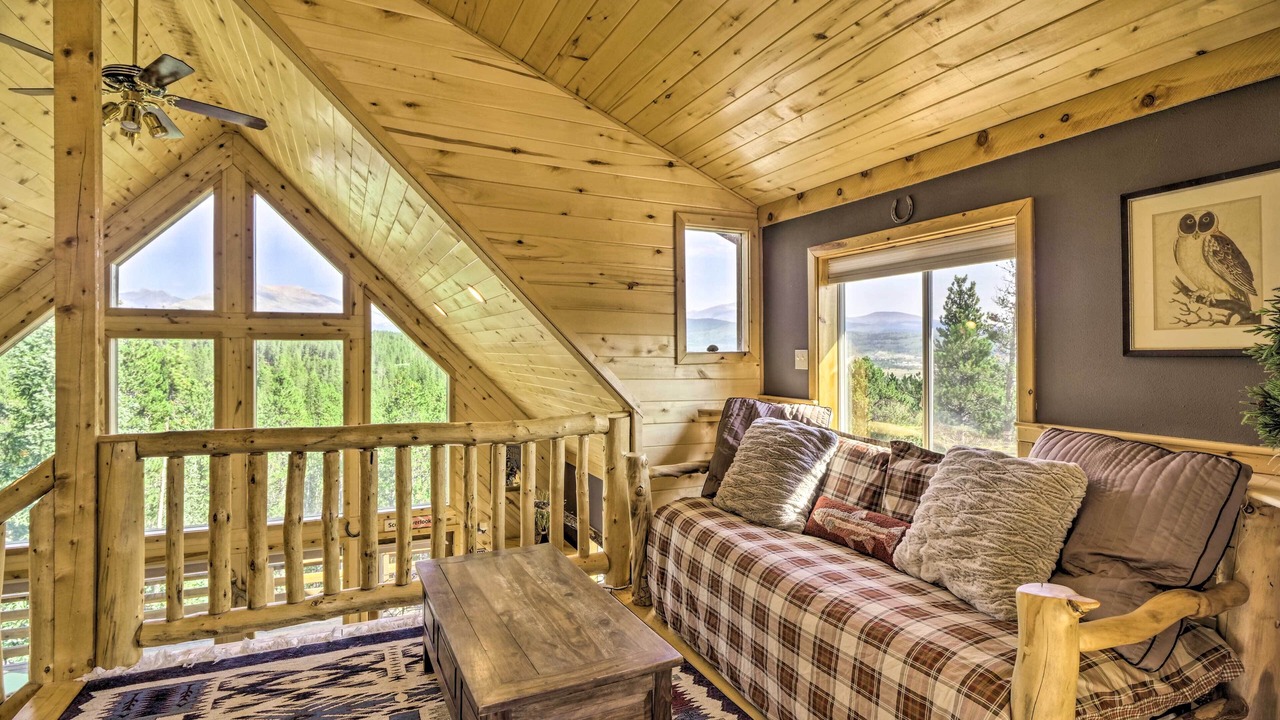 Photo of Livingroom in Valley of the Sun