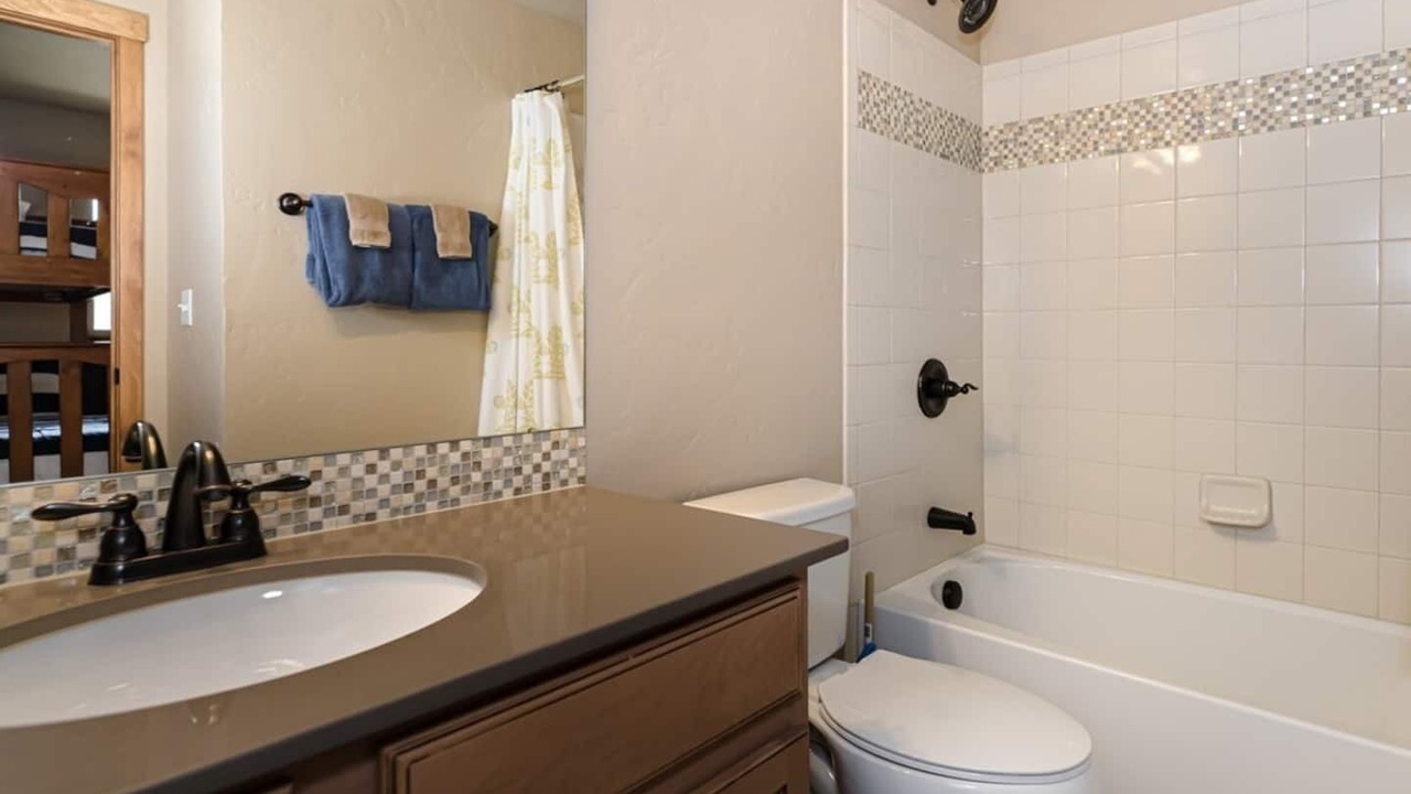 Photo of Bathroom in Silvercreek