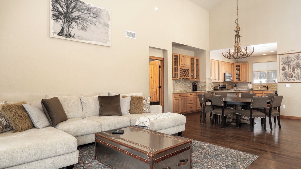 Photo of Livingroom in Silvercreek