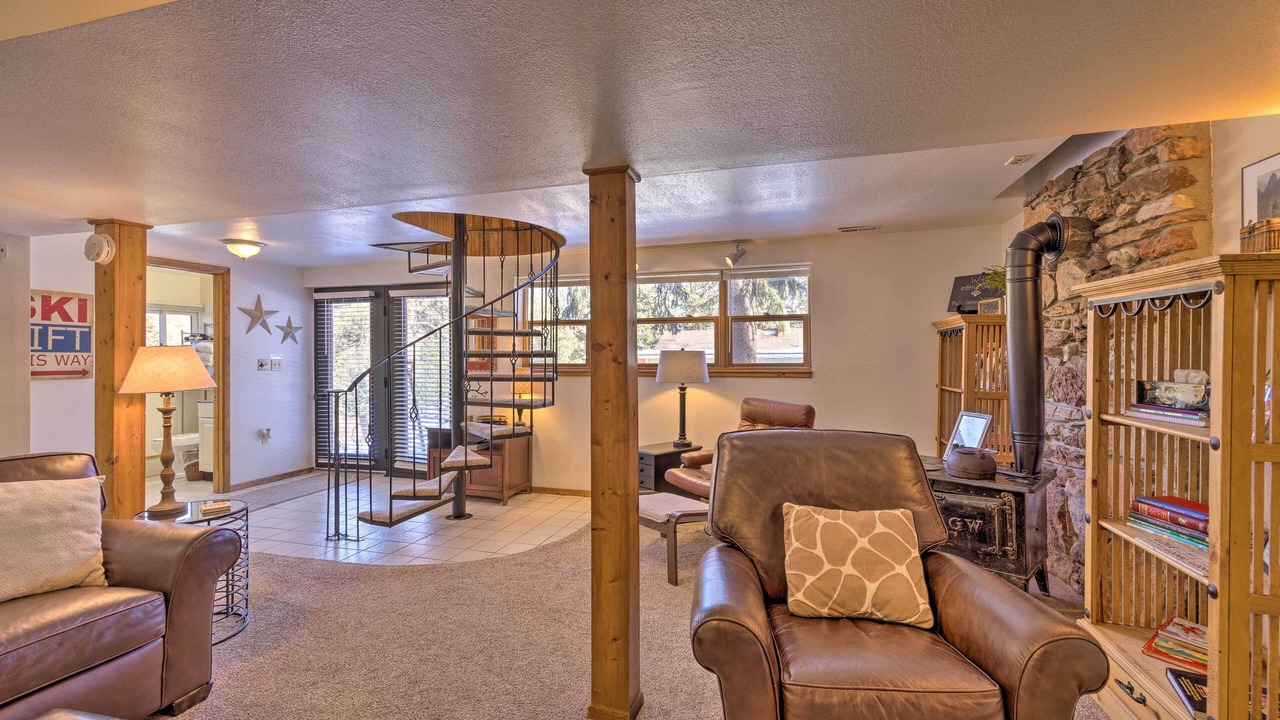 Photo of Bedroom in Green Mountain Falls