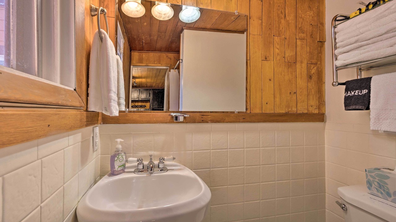 Photo of Bathroom in Green Mountain Falls