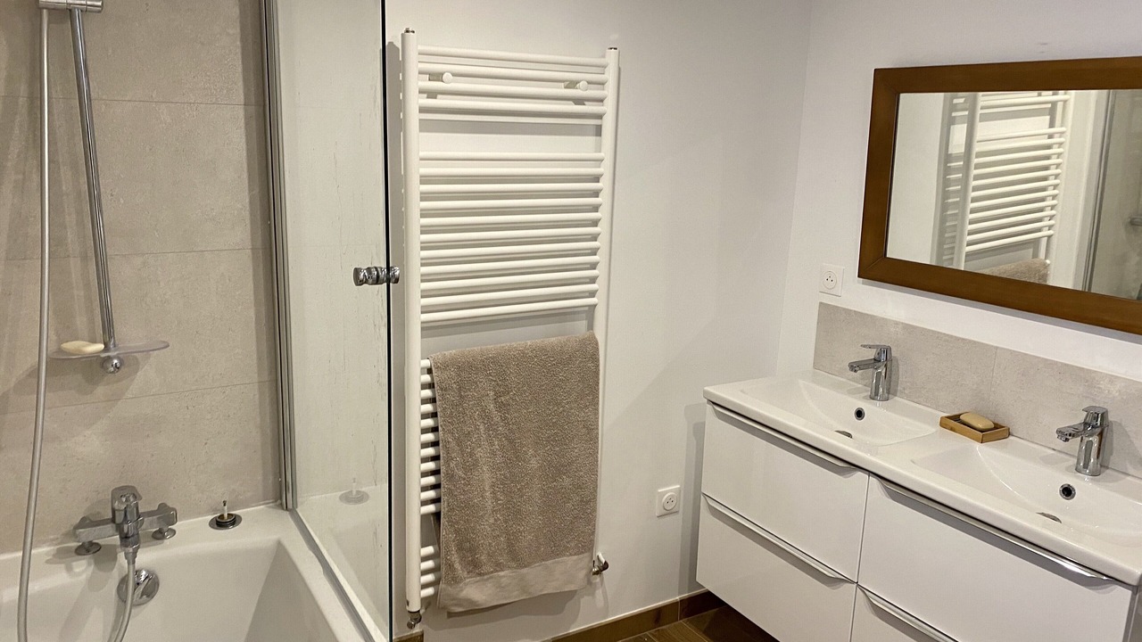 Photo of Bathroom in Saint-Gervais-les-Bains