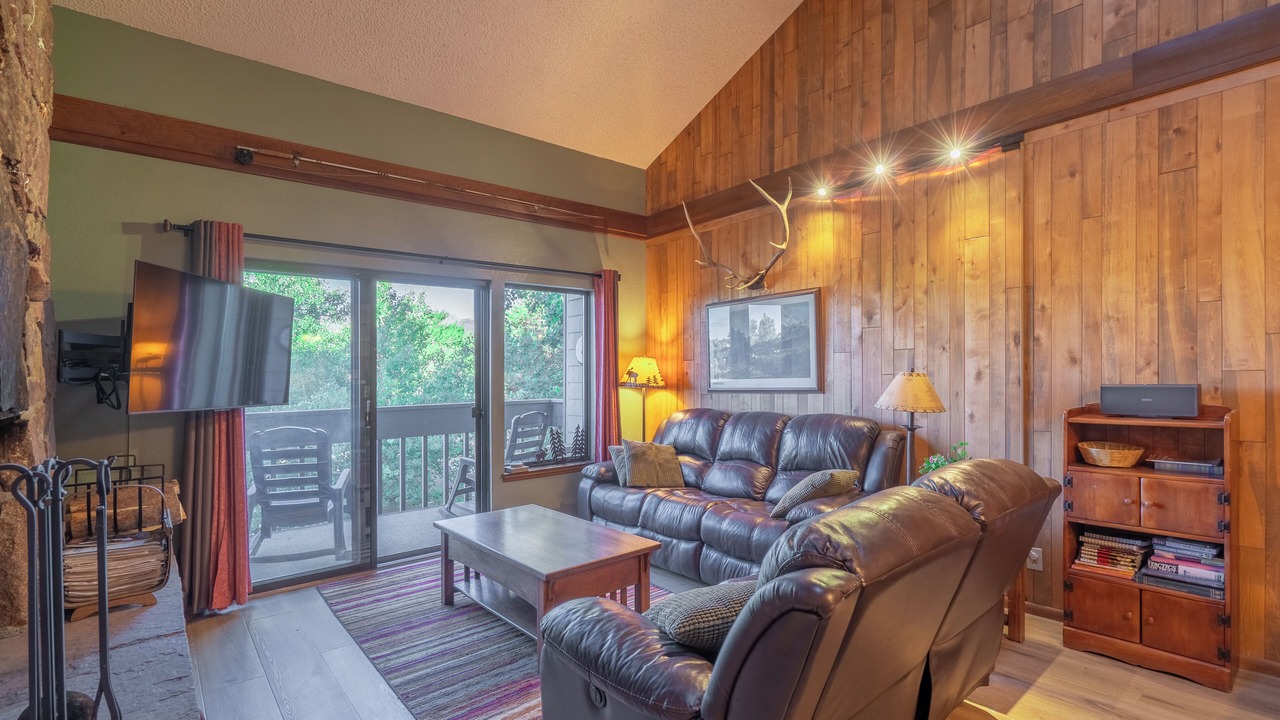 Photo of Livingroom in Fraser