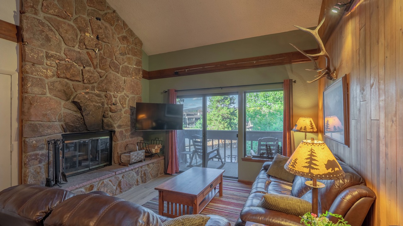 Photo of Livingroom in Fraser