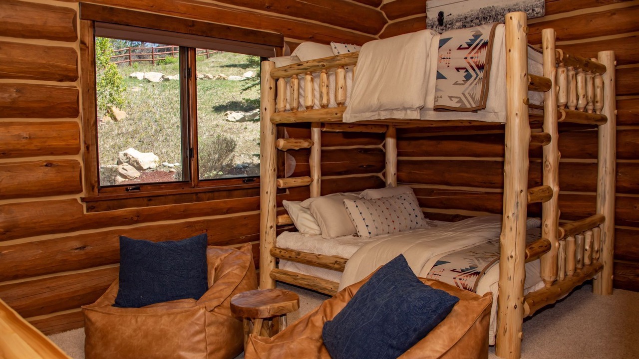Photo of Bedroom in Pagosa Springs