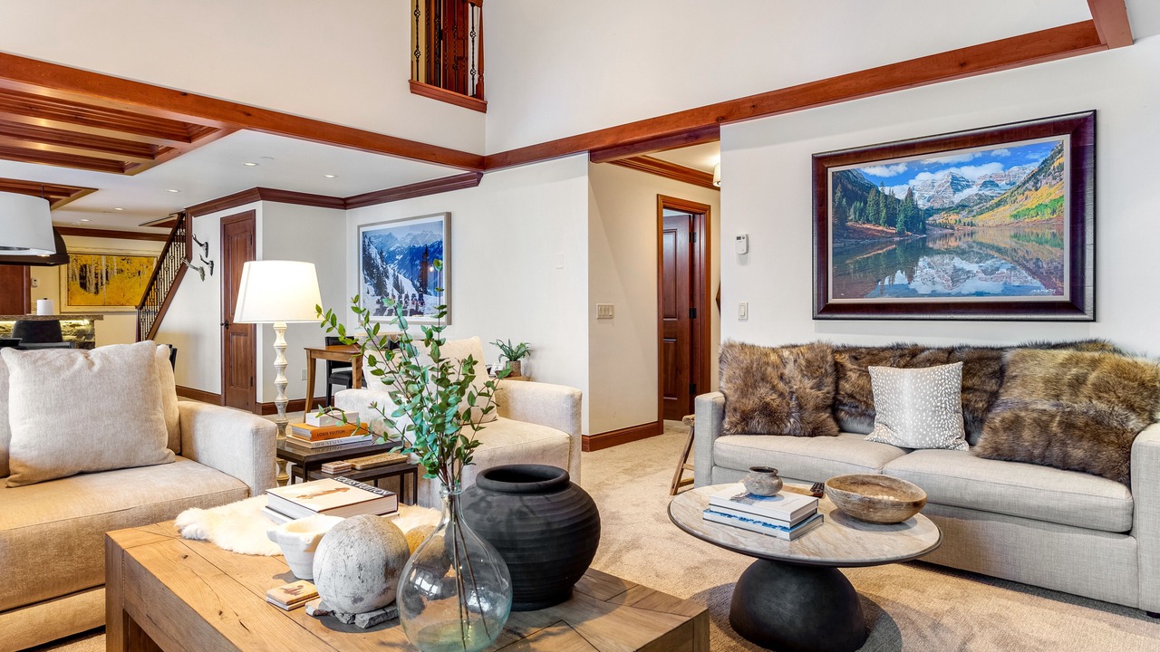 Photo of Livingroom in Vail