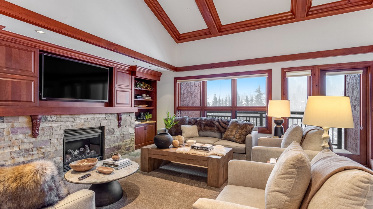 Photo of Livingroom in Vail