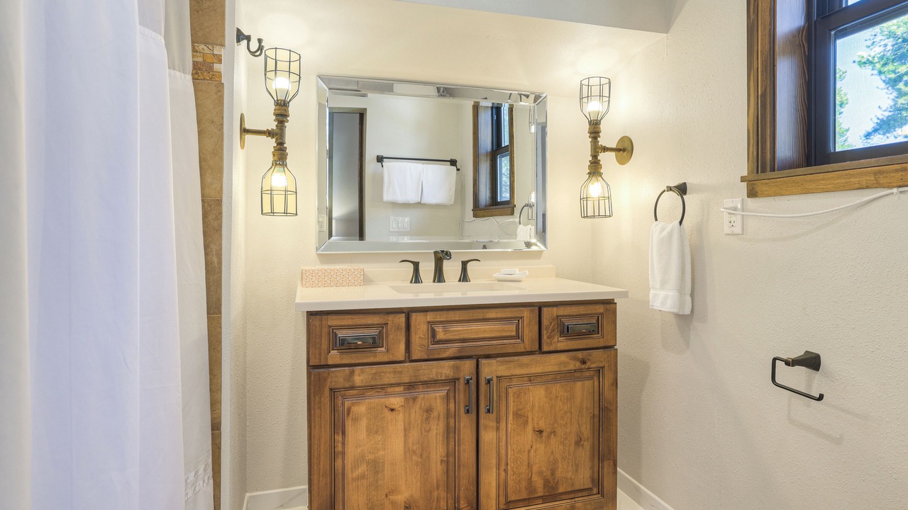 Photo of Bathroom in Warrior's Mark