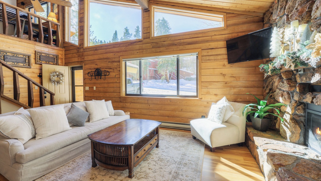 Photo of Livingroom in Warrior's Mark