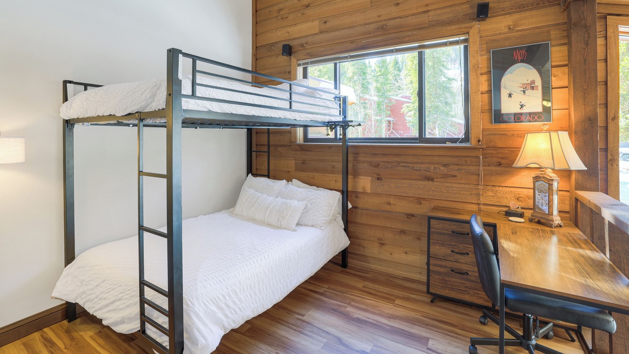Photo of Bedroom in Warrior's Mark