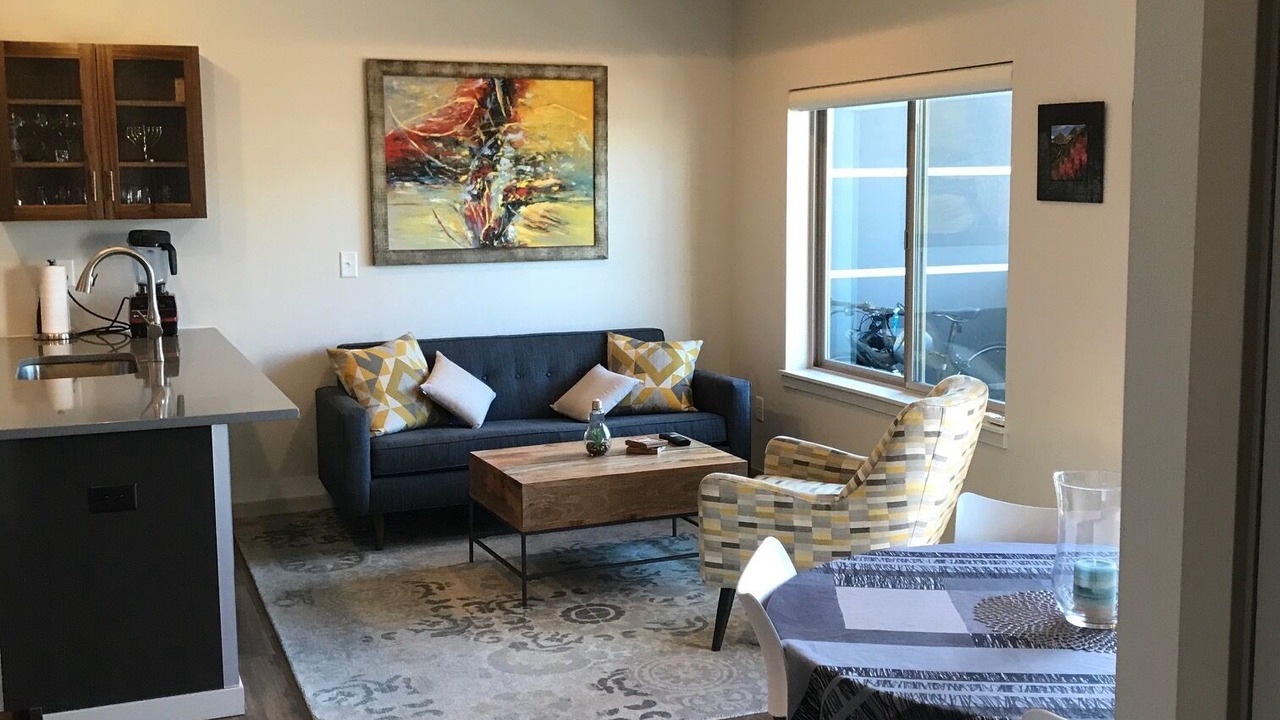 Photo of Livingroom in Central Boulder