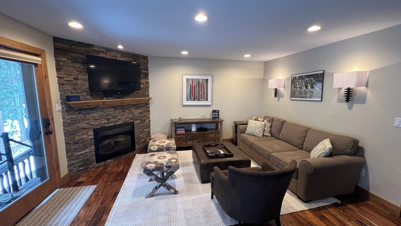 Photo of Livingroom in Vail