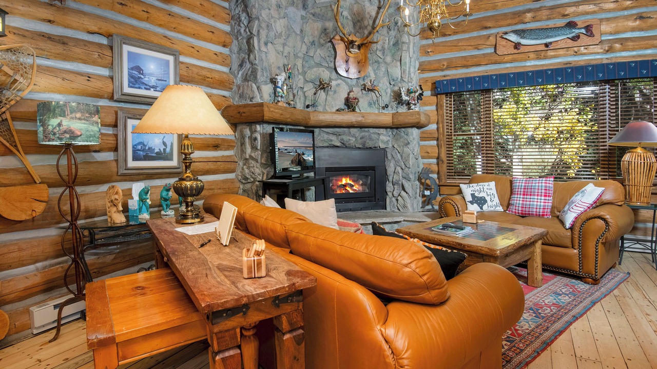 Photo of Livingroom in Timbercreek Lodges