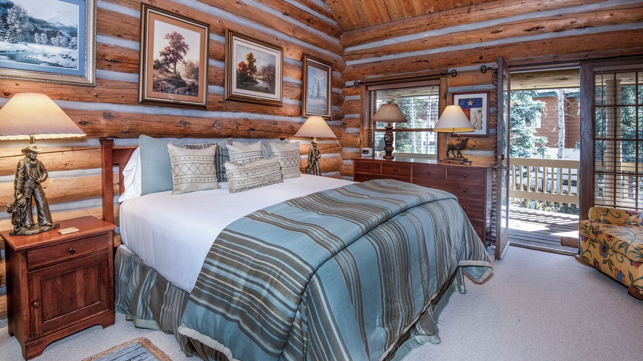 Photo of Bedroom in Timbercreek Lodges