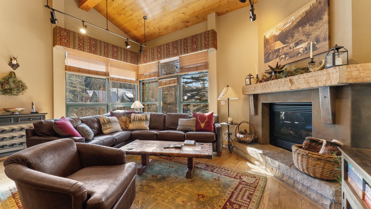 Photo of Livingroom in Keystone