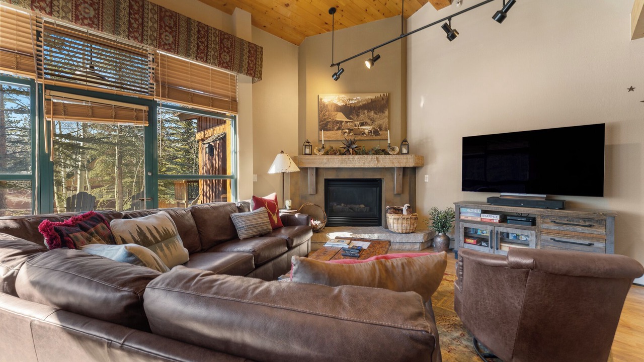 Photo of Livingroom in Keystone