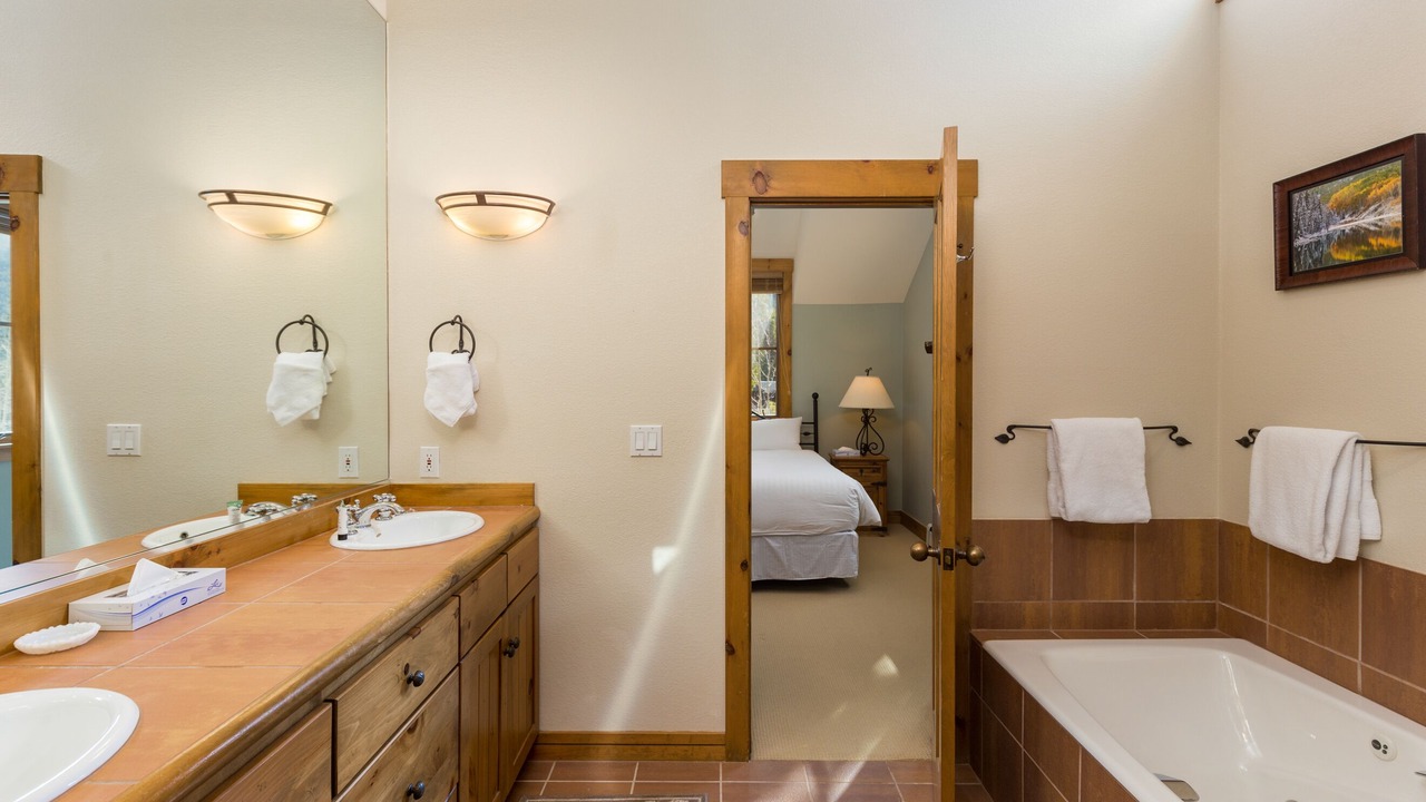 Photo of Bathroom in Keystone