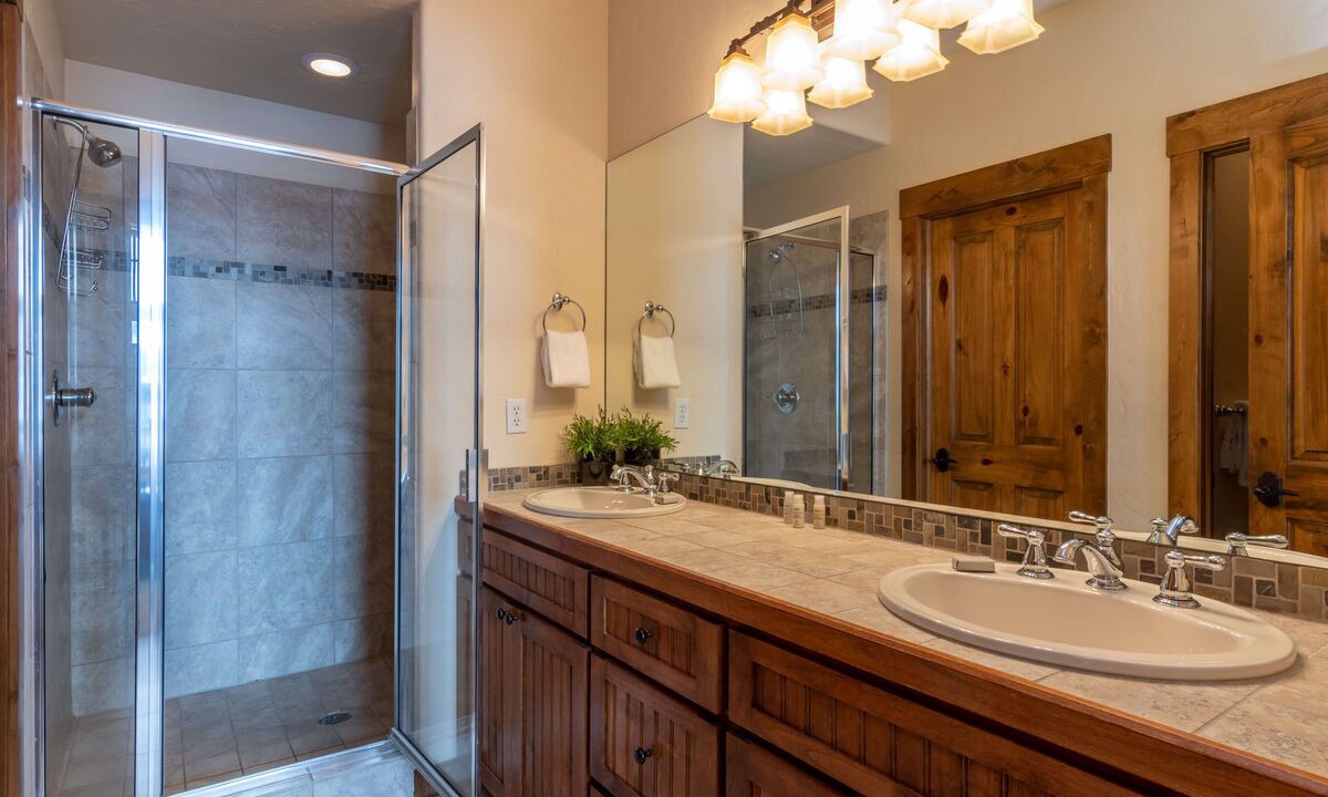 Photo of Bathroom in Bear Crossing