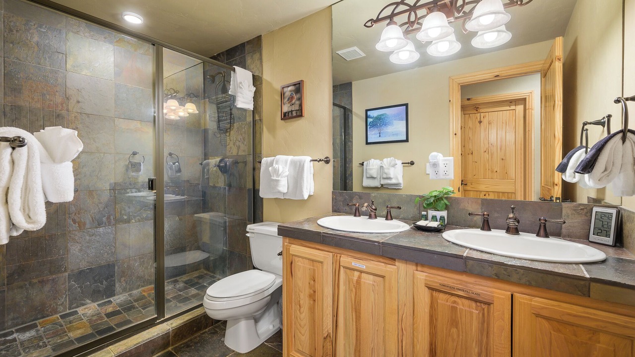 Photo of Bathroom in Fraser