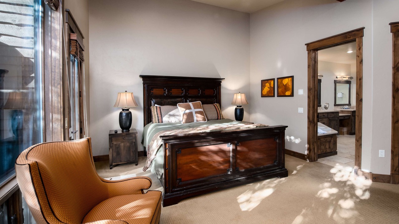 Photo of Bedroom in Fairmount On The River