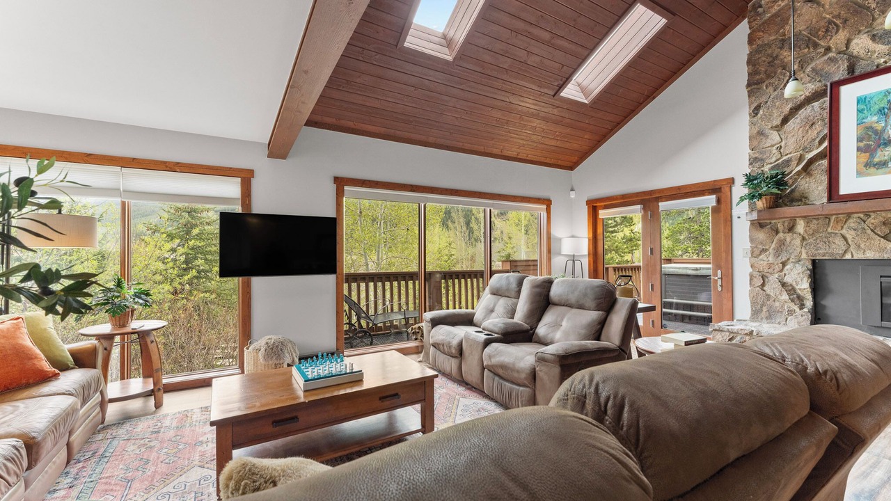 Photo of Livingroom in Keystone
