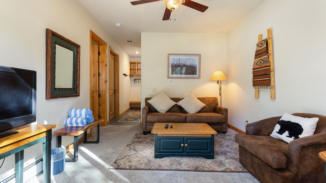Photo of Bedroom in Mountain House