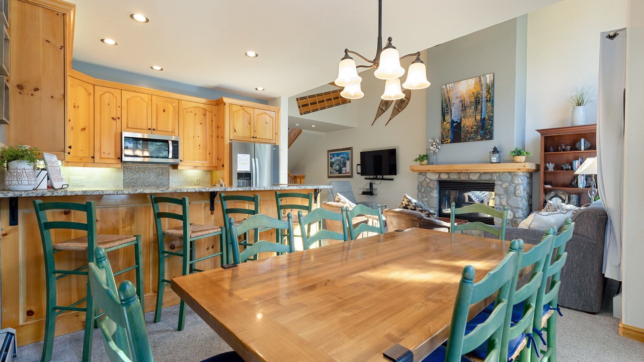 Photo of Livingroom in Mountain House