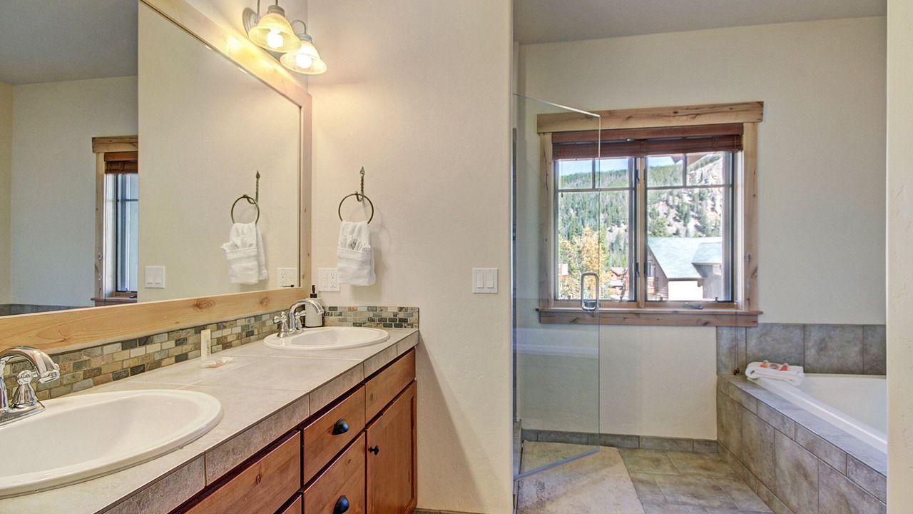 Photo of Bathroom in Keystone