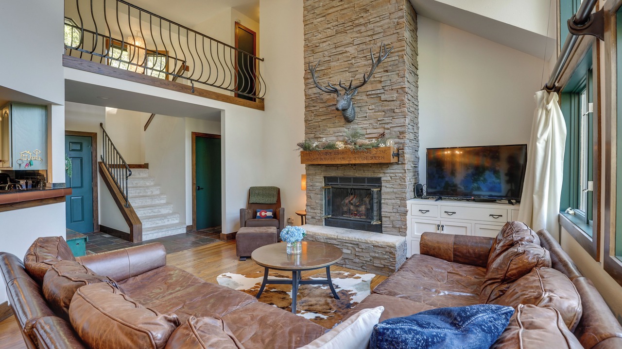 Photo of Livingroom in The Village