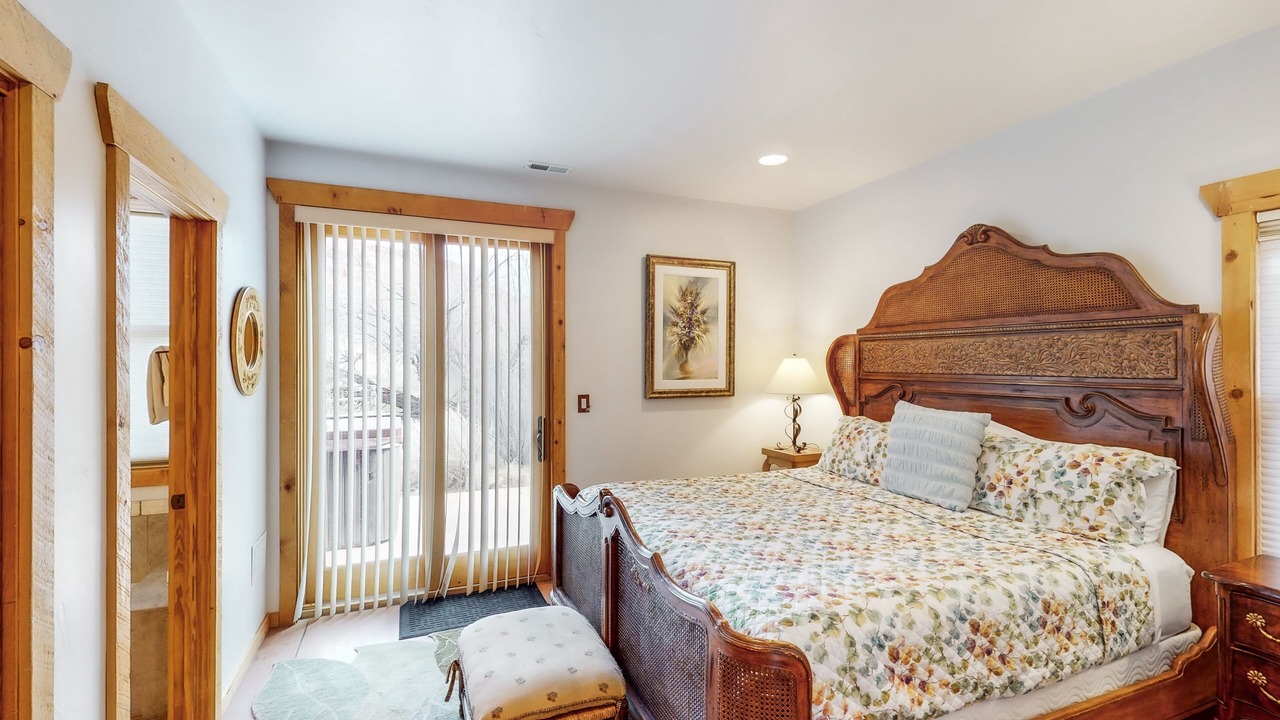 Photo of Bedroom in Coyote Run