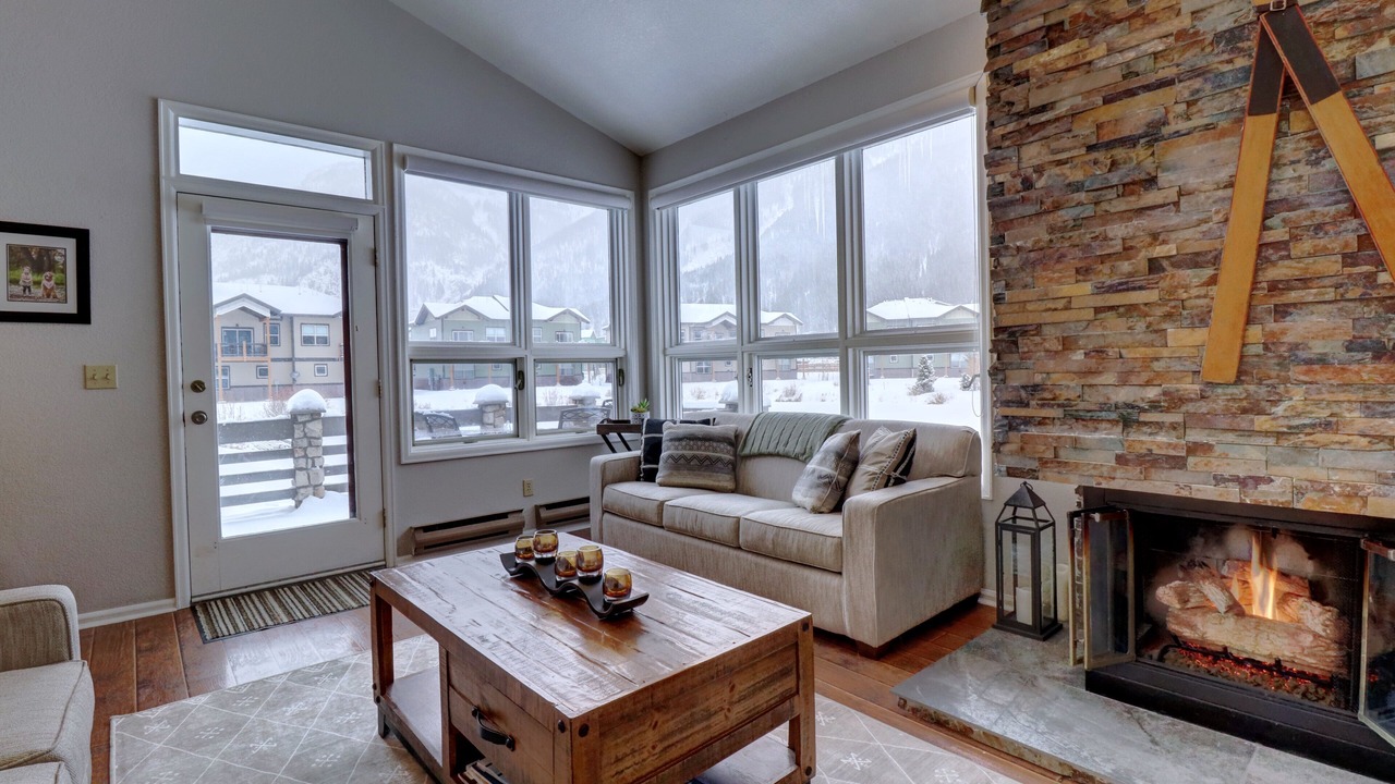 Photo of Livingroom in East Village at Copper