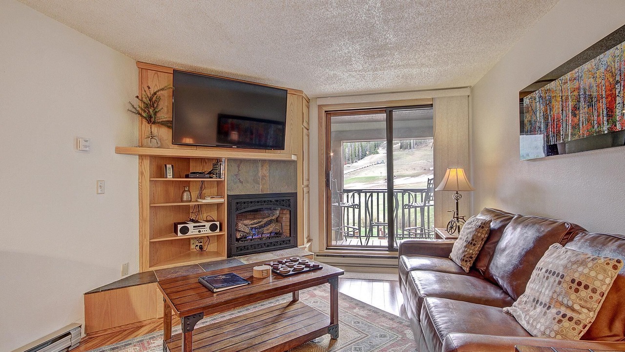 Photo of Livingroom in East Village at Copper