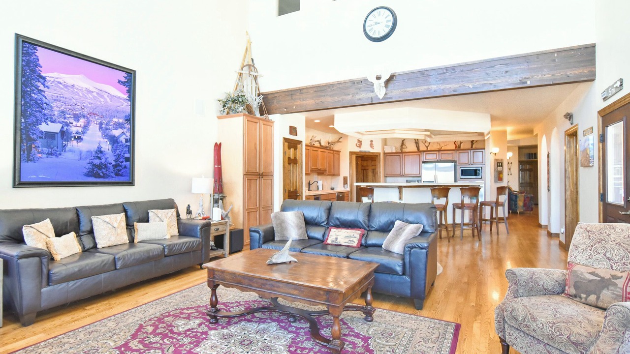 Photo of Livingroom in Blue River