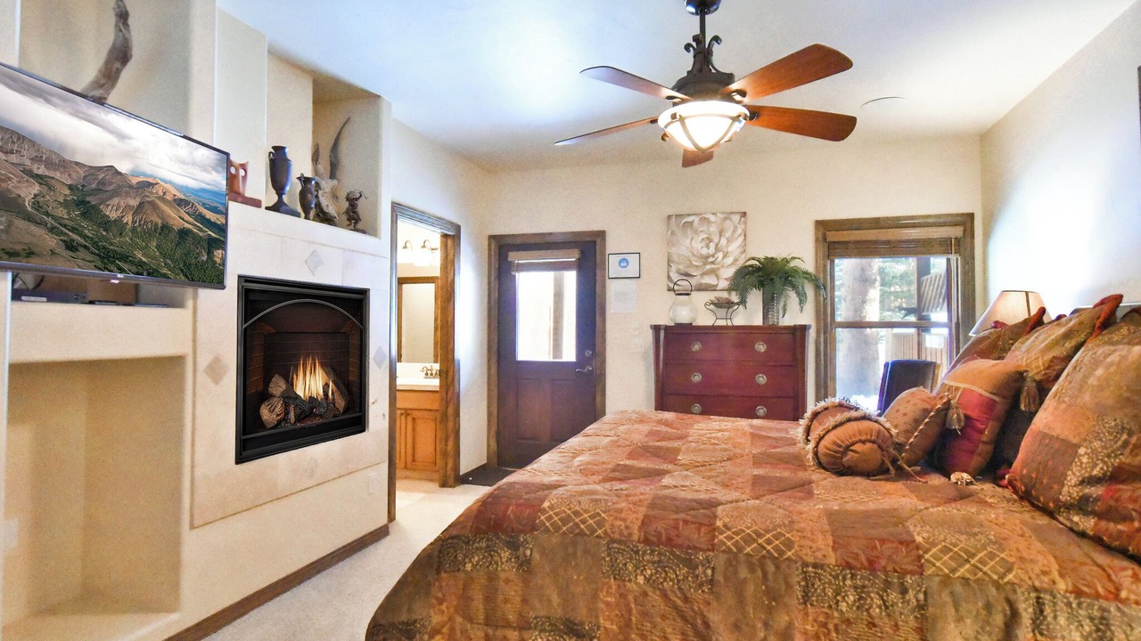 Photo of Bedroom in Blue River