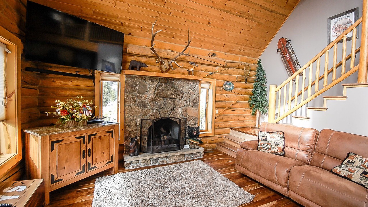 Photo of Livingroom in Grand Lake