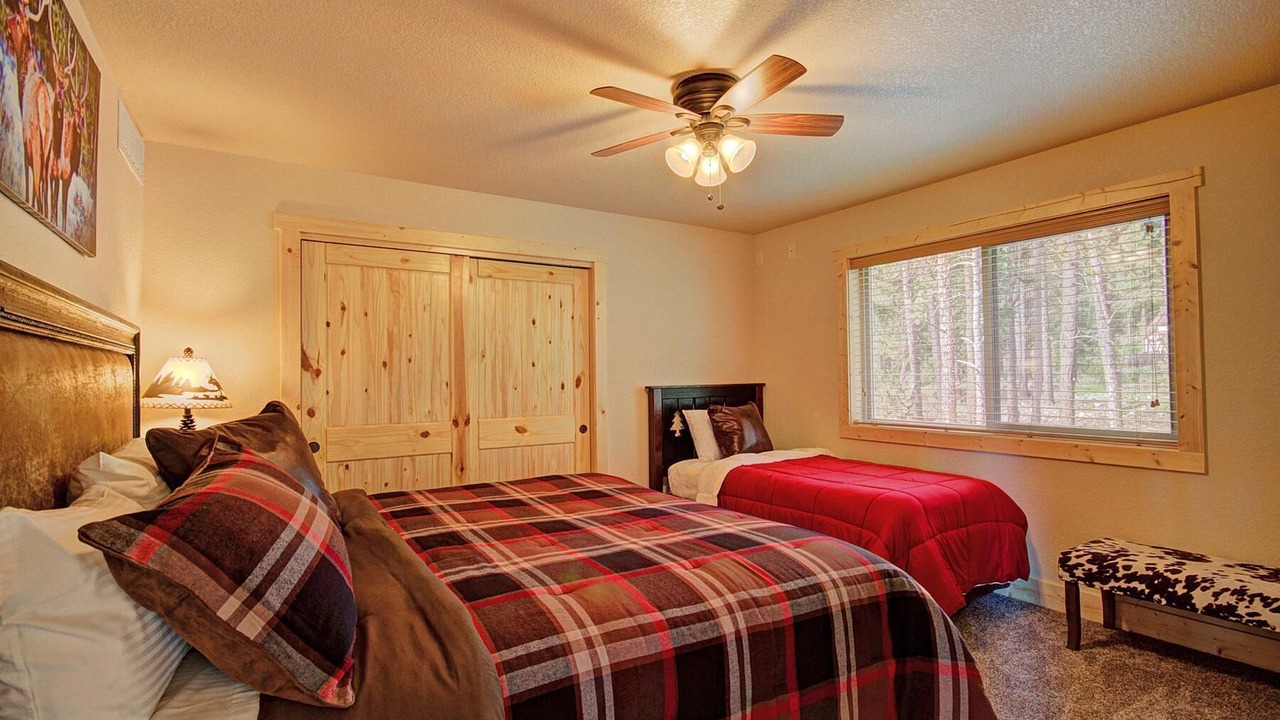 Photo of Others in Blue River
