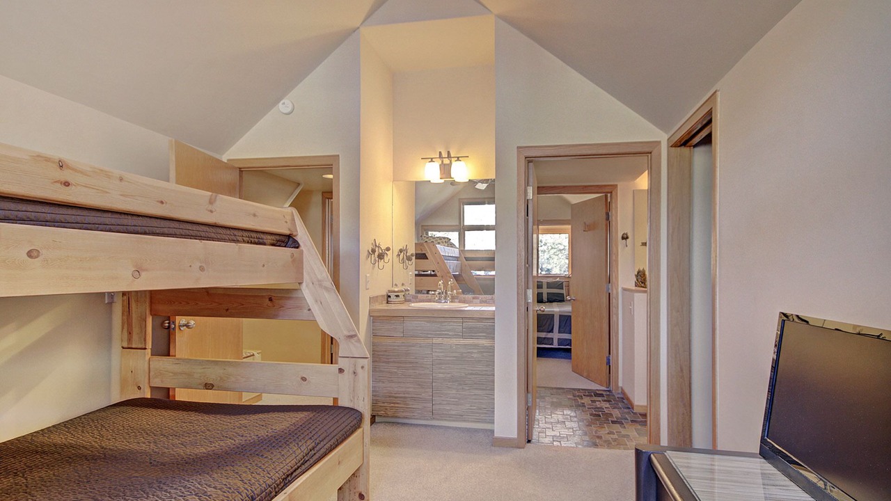 Photo of Bathroom in Keystone