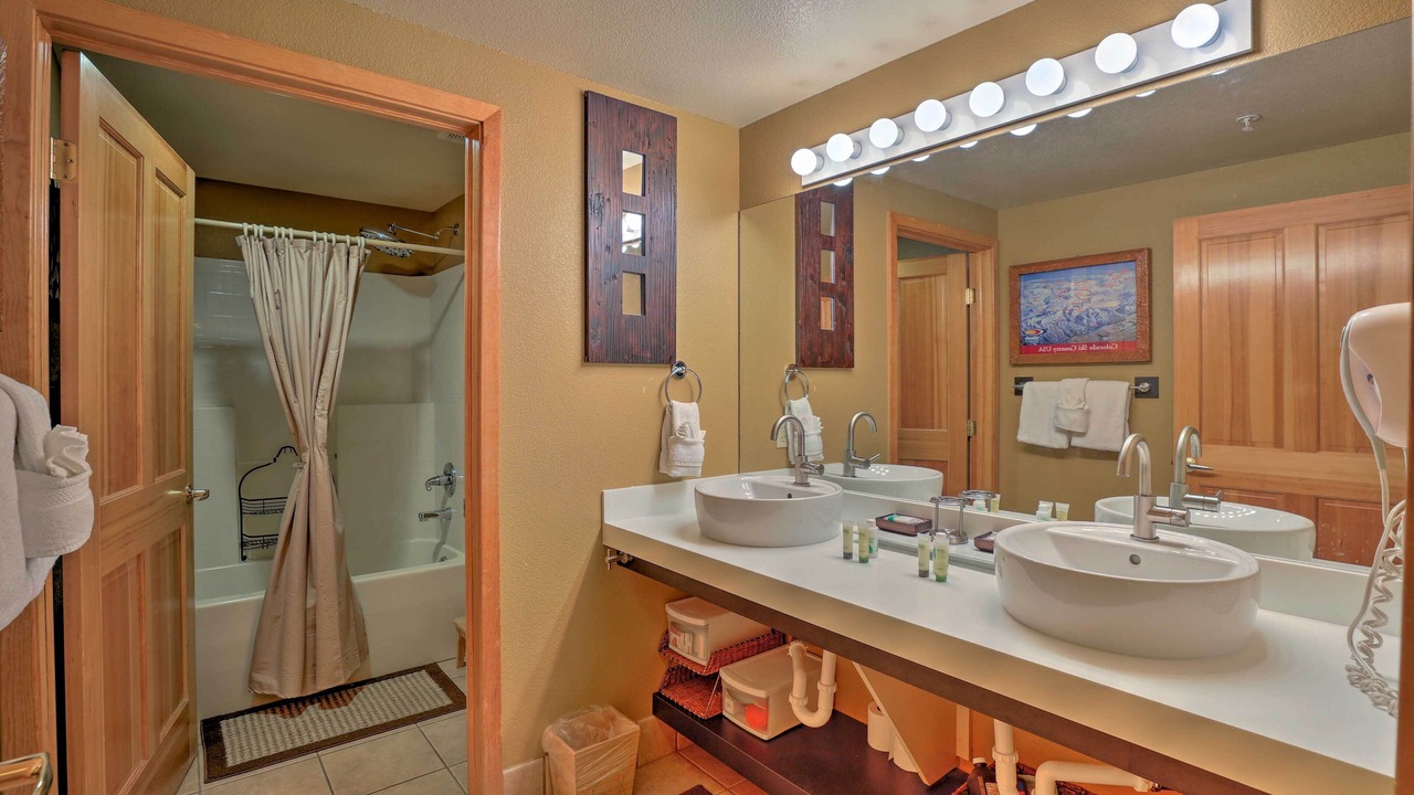 Photo of Bathroom in Mountain House